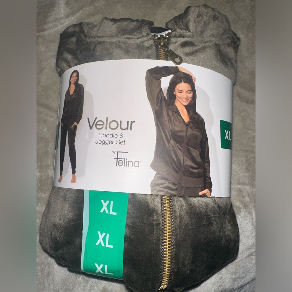 Felina Dark  Green  Velour Hoodie & Jogger Set